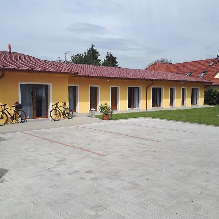 Penzion Loren Františkovy Lázně Εξωτερικό φωτογραφία